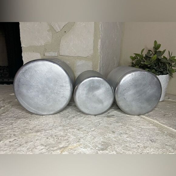 Vintage Mid Century Aluminum Ware Canisters set of 3 flawed - Picture 2 of 3